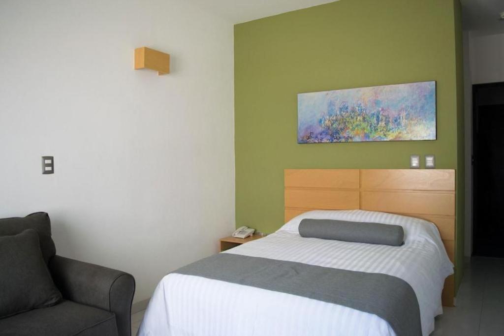 Hotel Barante Suites Salamanca Exterior photo
