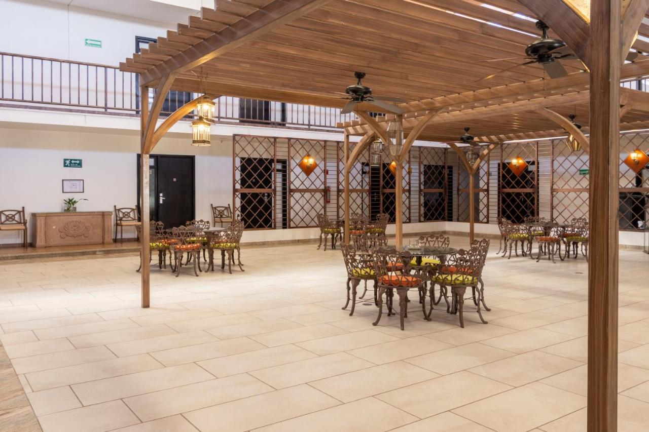 Hotel Barante Suites Salamanca Exterior photo